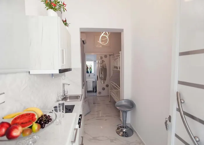 Luxury Studio In Nauplio 아파트 *